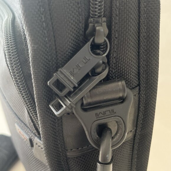 Tumi Briefcase Laptop Shoulder Bag Black Ballistic Nylon Carry On Shoulder Strap - Picture 9 of 16